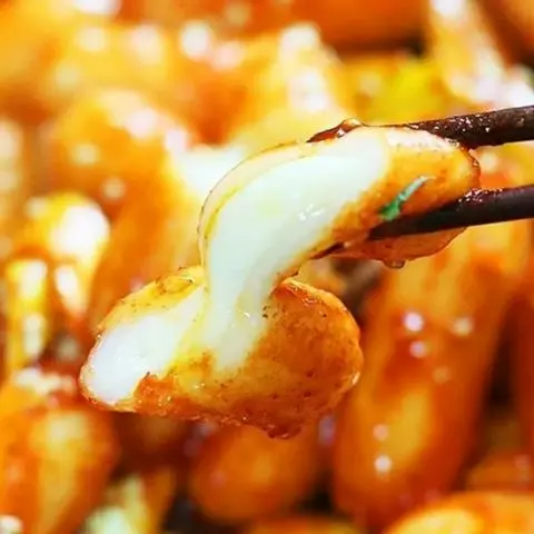 Hình ảnh Tokbokki NHÂN PHÔ MAI