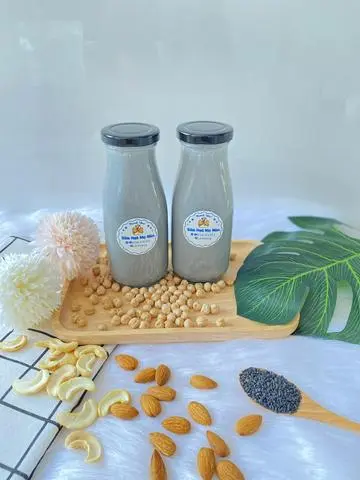 Hình ảnh Sữa đậu gà - hạnh nhân - điều - mè đen
