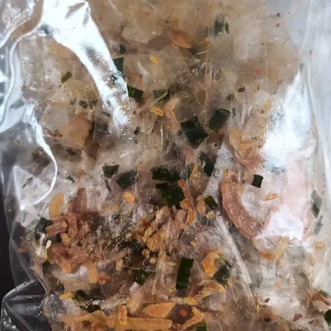 Hình ảnh Bánh Tráng Tỏi Hành Phi