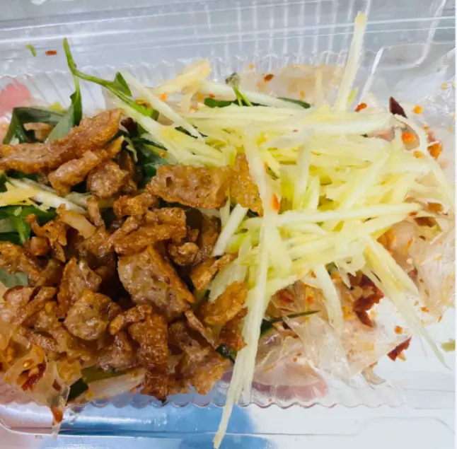 Hình ảnh Bánh tráng trộn chả cá