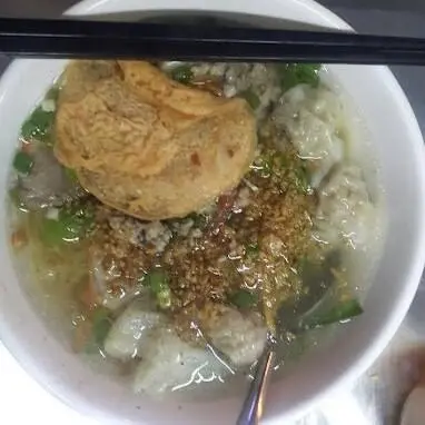 Hình ảnh Hủ tiếu mì sủi cảo - Thịt bằm